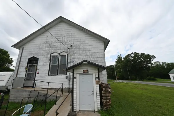 501 Mill ST, Golden City, MO 64748