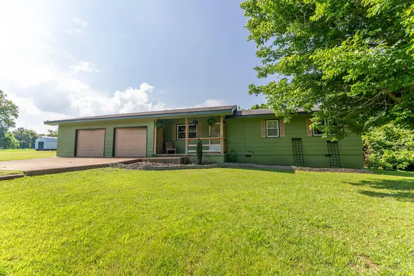 16148 U.S. 160, Gainesville, MO 65655