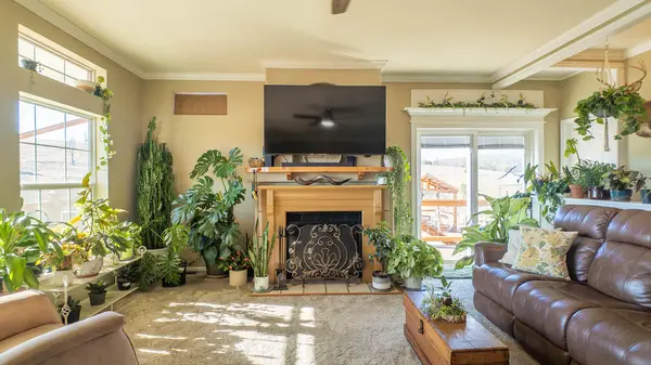 1986 County Road 504, Gainesville, MO 65655