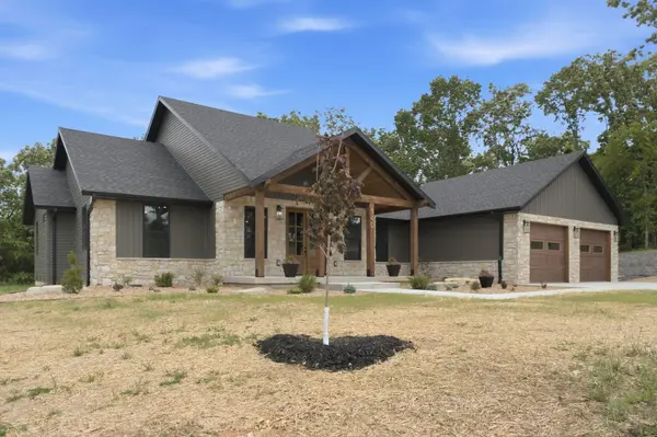 140 Boroughs ST, Cabool, MO 65689