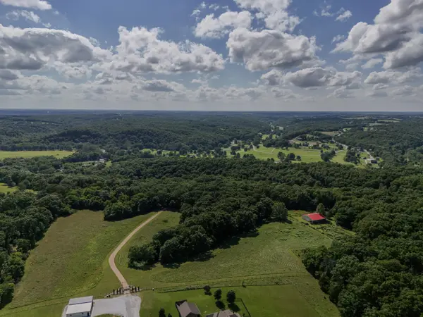 740 Russel Ridge RD, Nixa, MO 65714