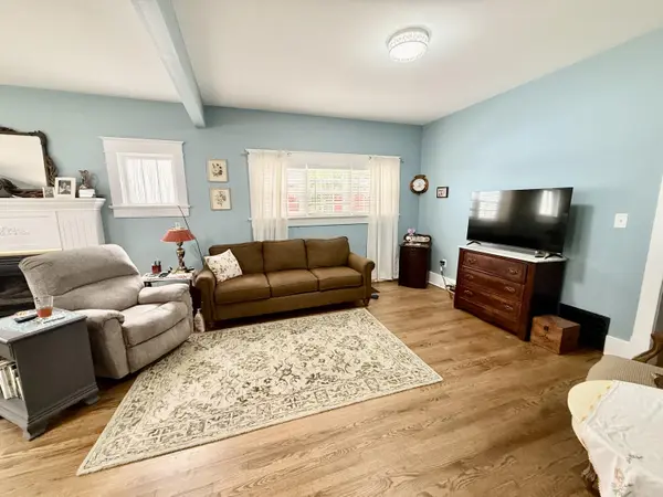 615 N Maple AVE, Mountain Grove, MO 65711