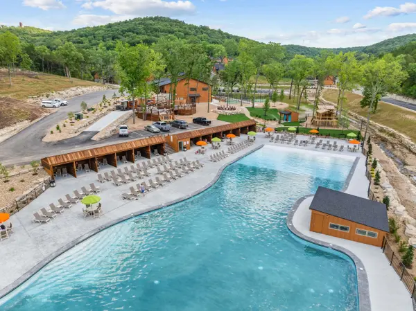 177 Campfire, Hollister, MO 65672
