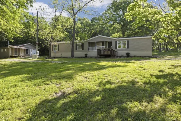 13855 SE Highway T, Weaubleau, MO 65774