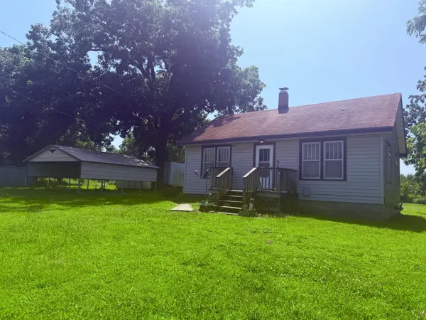 204 S Macon ST, Jerico Springs, MO 64756