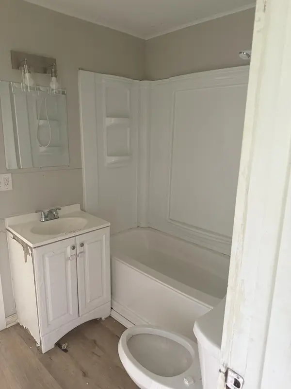 917 W Chicago ST, Springfield, MO 65803