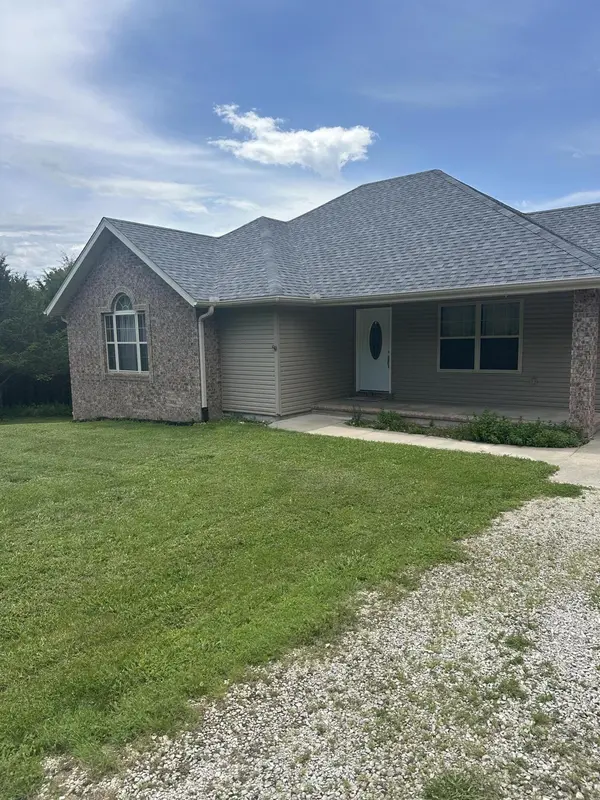 48 Drop Tine DR, Strafford, MO 65757