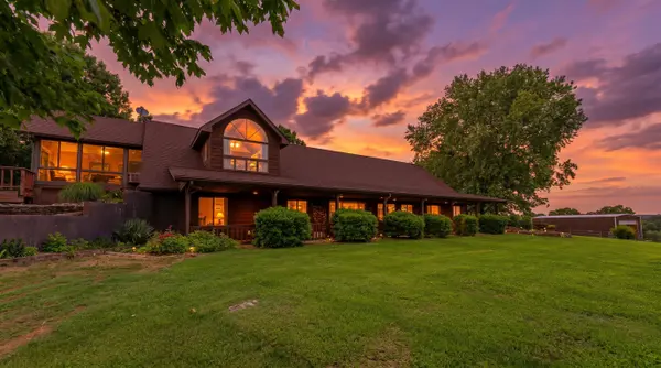 506 Hansen LN, Gainesville, MO 65655
