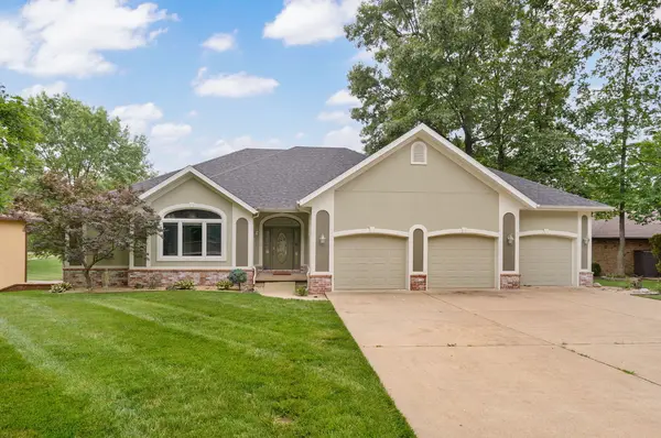 3318 Winged Foot DR, Nixa, MO 65714