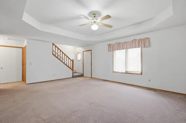 4044 4046 S Miranda CT, Springfield, MO 65807