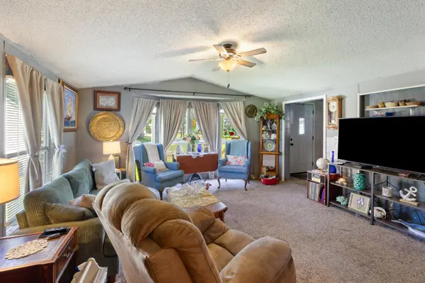 105 Snooks RD, Exeter, MO 65647
