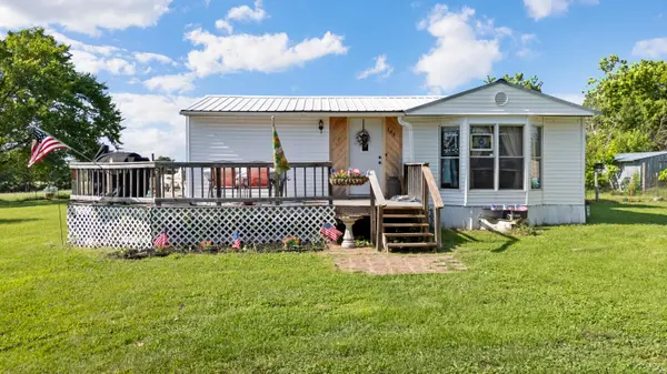 105 Snooks RD, Exeter, MO 65647