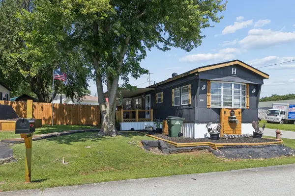 1309 Lucinda LN, Stockton, MO 65785