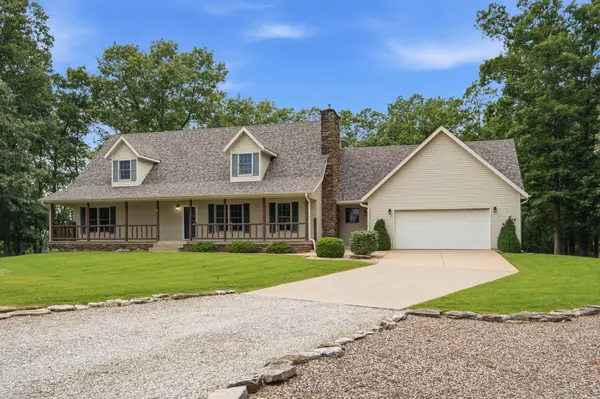 997 Camp Creek RD, Highlandville, MO 65669