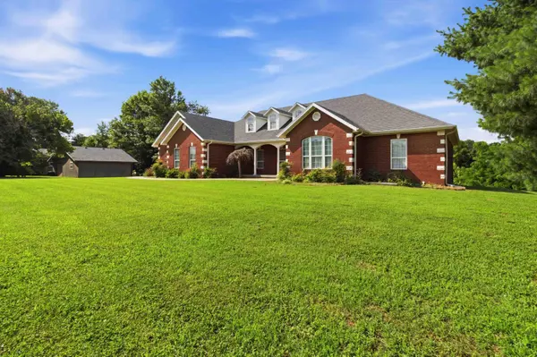 136 Riverview DR, Anderson, MO 64831