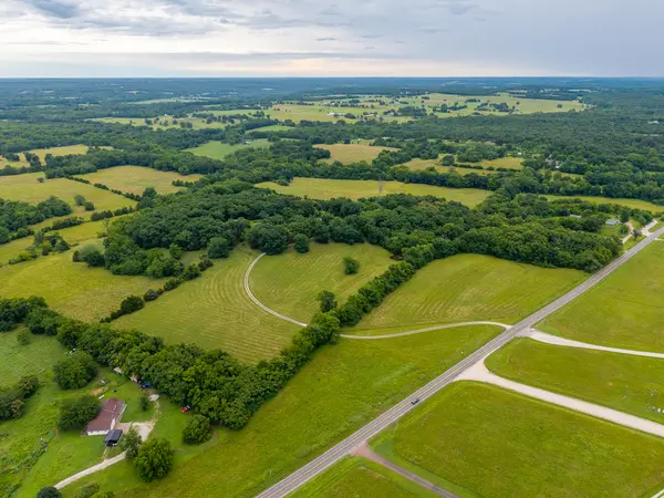 3 State Highway 32, Stockton, MO 65785