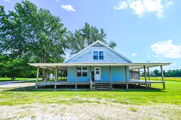 18272 N Hampton DR, Wheatland, MO 65779