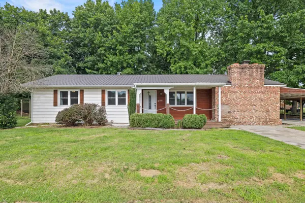 1343 Woodlawn AVE, Mt Vernon, MO 65712