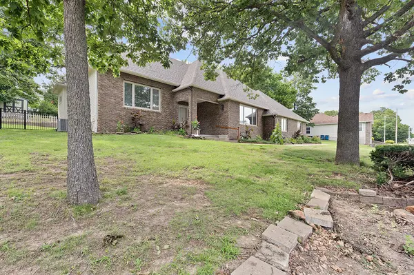4410 Belmont DR, Joplin, MO 64804