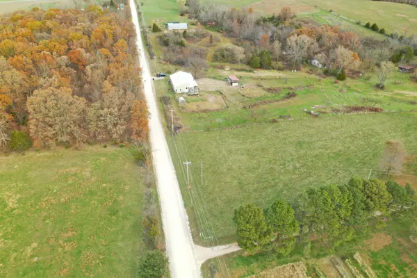 3400 S Elm RD, Marshfield, MO 65706