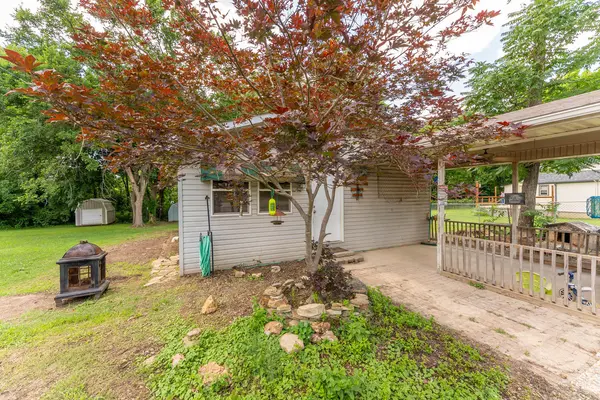 800 Waverly RD, Mountain Home, AR 72653