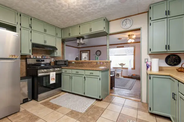 23951 State Highway Z, Ash Grove, MO 65604