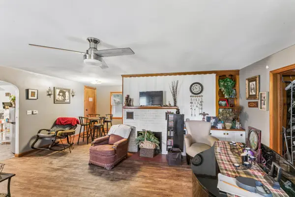 443 E Burford ST, Marshfield, MO 65706