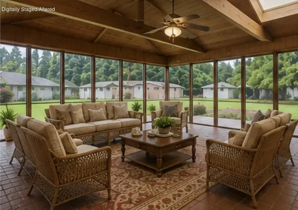 635 Valley View DR, Mt Vernon, MO 65712
