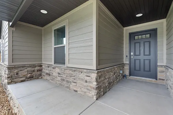 1026 S Gettysburg LOOP, Republic, MO 65738
