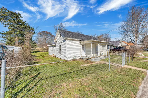 2009 N Park AVE, Springfield, MO 65803