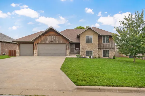 1465 S Appomattox AVE, Republic, MO 65738