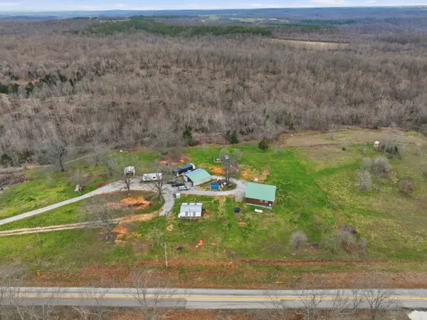 16859 Highway U, Willow Springs, MO 65793
