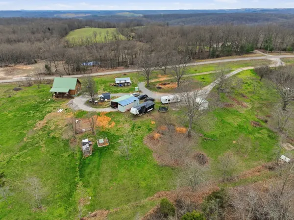 16859 Highway U, Willow Springs, MO 65793