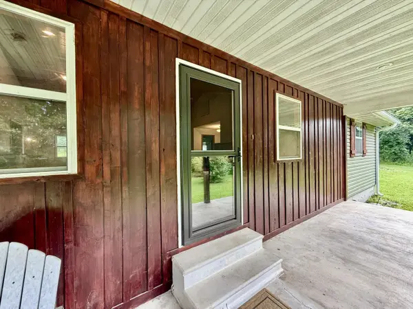 3429 Kinser DR, Hartville, MO 65667