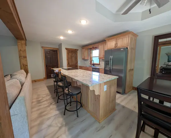 3810 W Woodland ST, Springfield, MO 65807