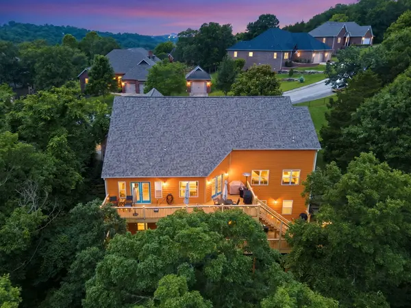 135 Roark Hills DR, Branson, MO 65616
