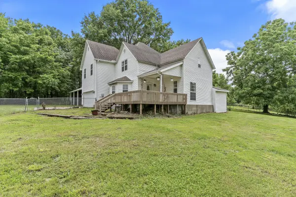 8199 W Farm Road 76, Willard, MO 65781
