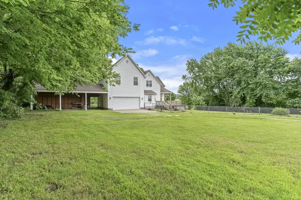 8199 W Farm Road 76, Willard, MO 65781