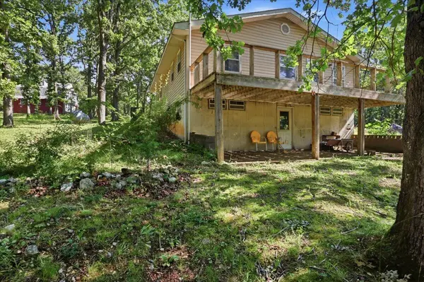 100 Muleshoe TRL, Elkland, MO 65644