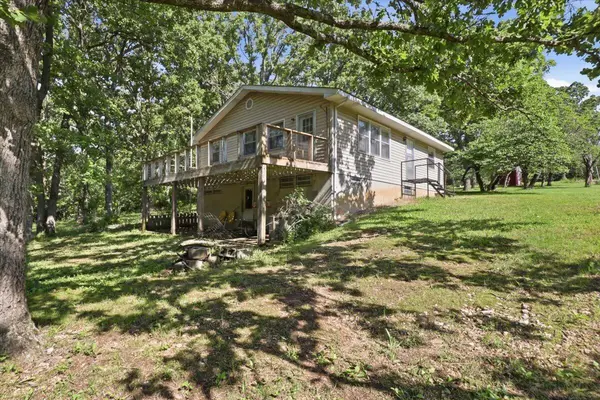 100 Muleshoe TRL, Elkland, MO 65644