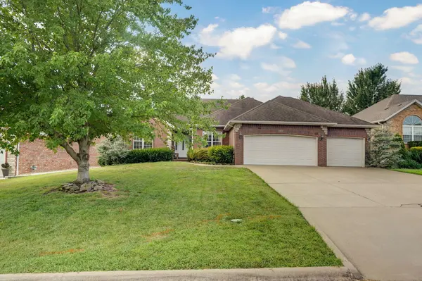 3862 W Vincent DR, Springfield, MO 65810