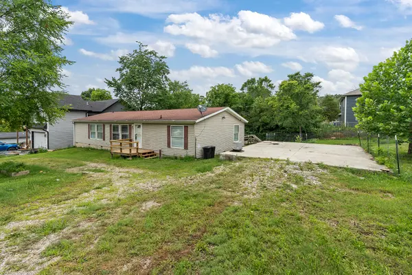4161 Oakwood RD, Merriam Woods, MO 65740