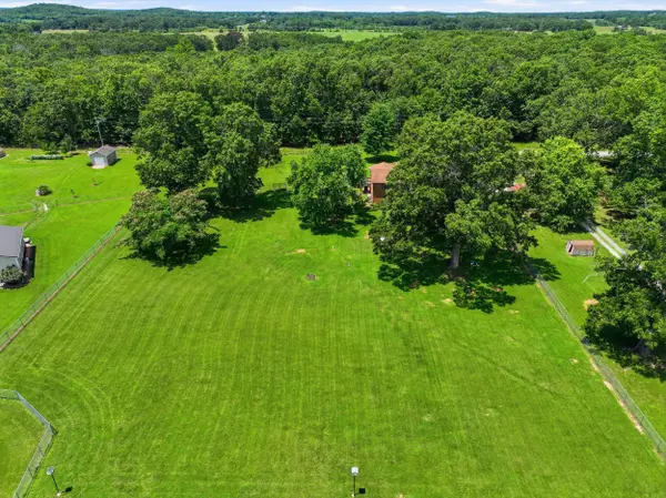 10349 Private Road 8825, West Plains, MO 65775