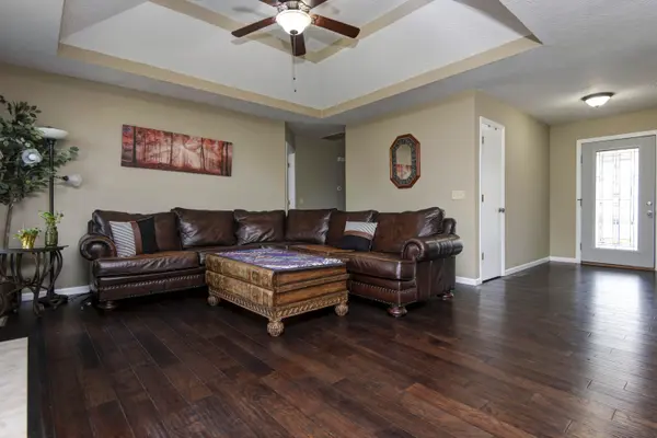 3064 W Westchester PL, Springfield, MO 65810