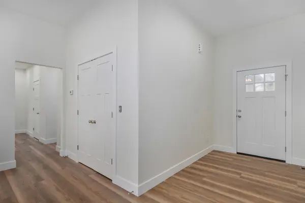 3026 E Bradford East ST, Republic, MO 65738