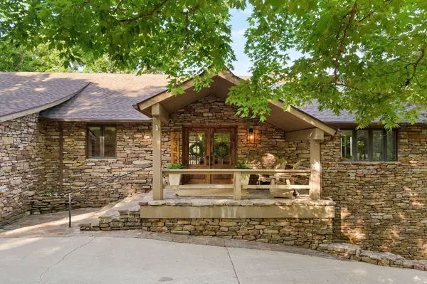 23455 Green Shores DR, Shell Knob, MO 65747