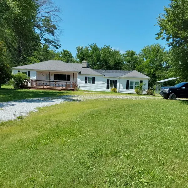 807 E Pennell ST, Carl Junction, MO 64834