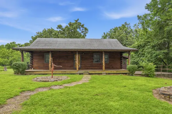 17083 Kentucky RD, Neosho, MO 64850