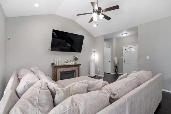 3031 N Albertha AVE, Springfield, MO 65803