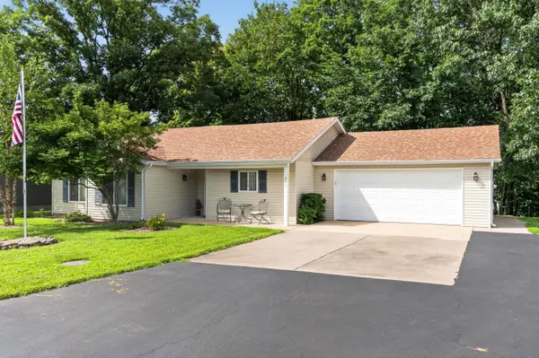 211 N Catamount BLVD, Branson West, MO 65737